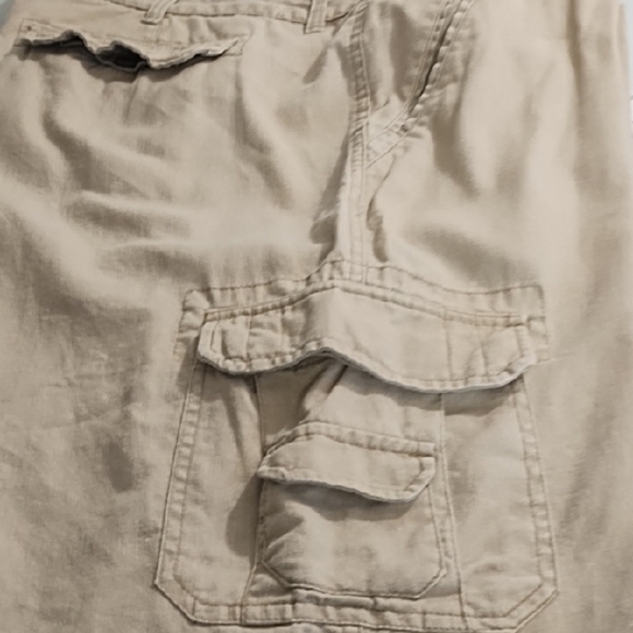 Tan Linen Cotton Cargo Shorts with Classic Design - Picture 11 of 11